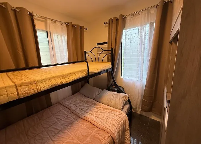 Small Peaceful House Daanbantayan